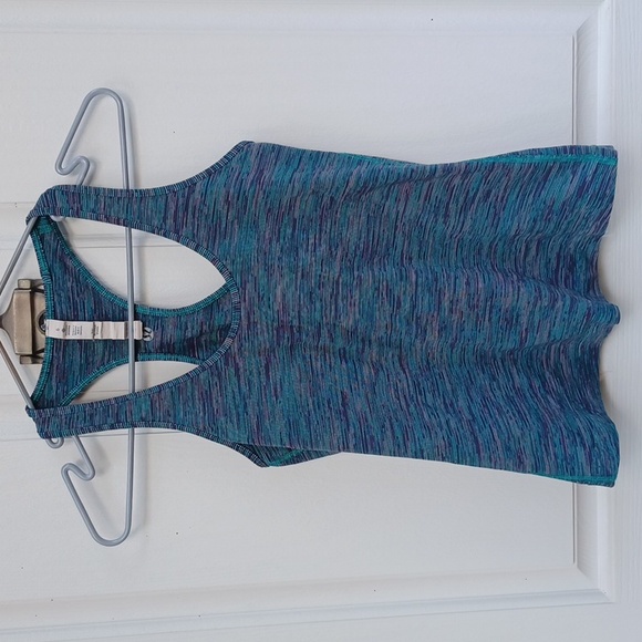 lululemon athletica Tops - LULULEMON Racerback Tank Top Sz 6